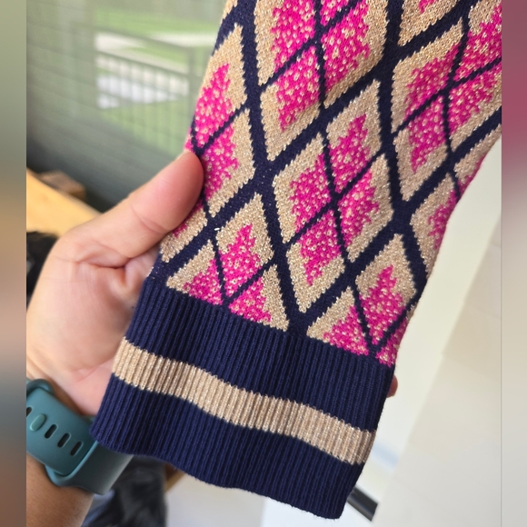 🟣 Charter Club Pink and Navy Argyle Crewneck Cardigan - Picture 5 of 10